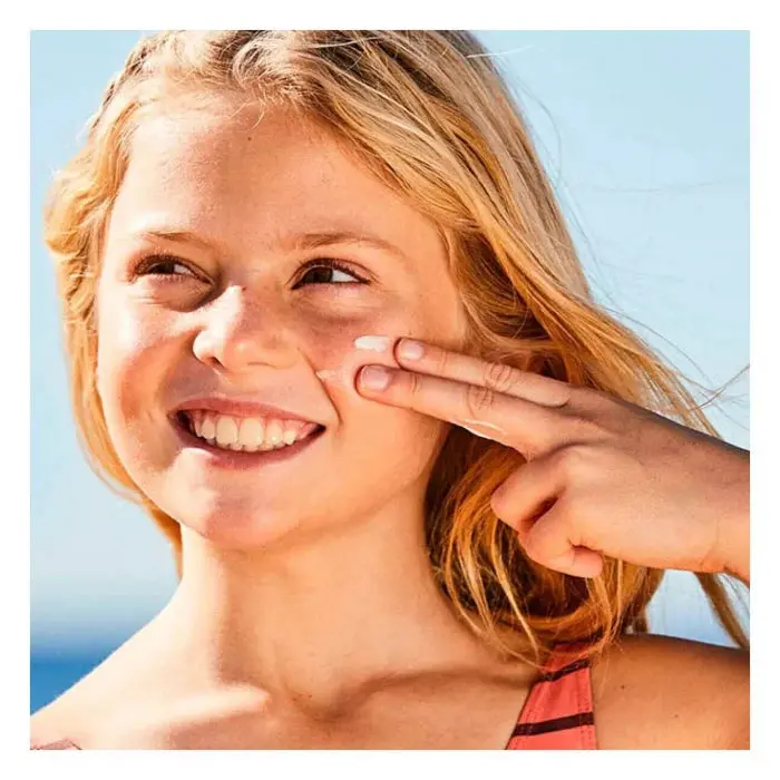 Isdin Fotoprotector Fusion Fluid Mineral Baby Pediatrics FPS 50 Fluido Solar 50ml - Imagem 4